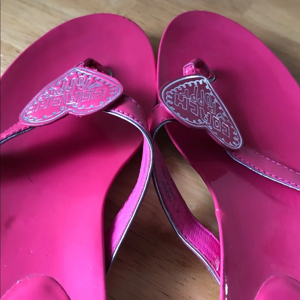 Coach poppy rare spring Vibrant Sophie Pink Heart Sandals - Picture 10 of 11